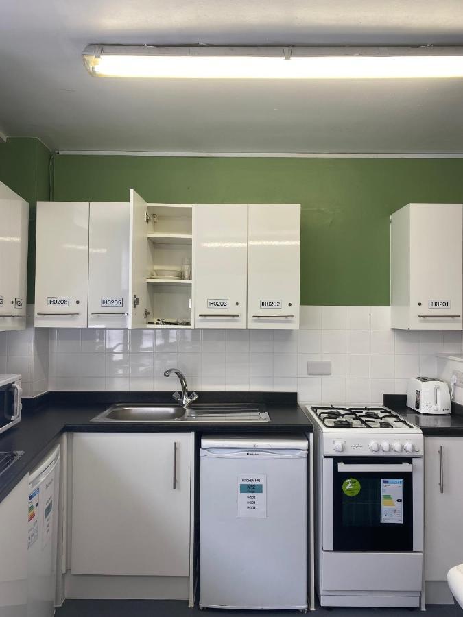 Charming Rooms For Students Only, Cricklewood Lane - Sk London Kültér fotó