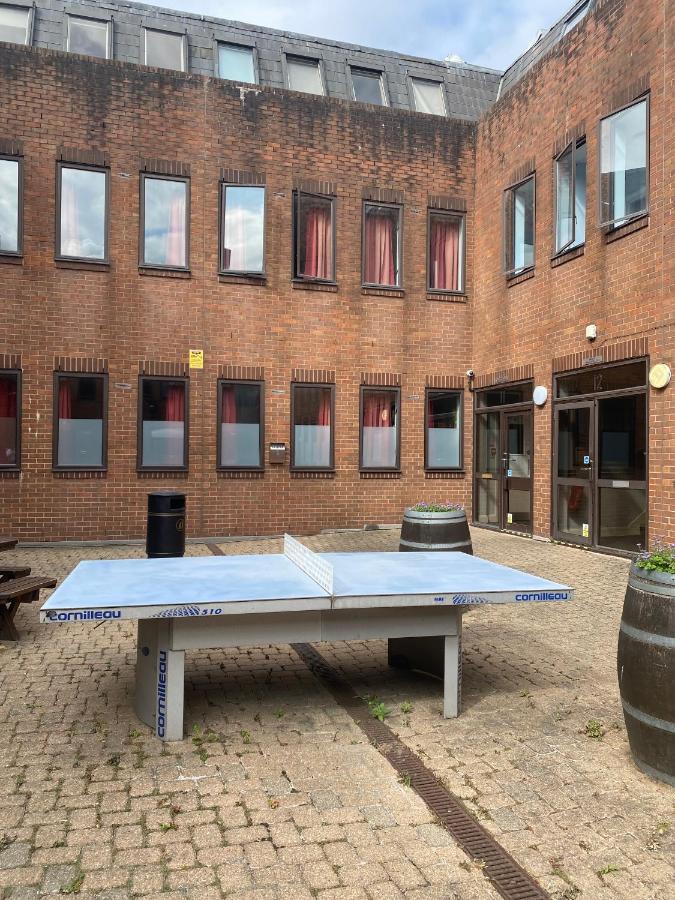 Charming Rooms For Students Only, Cricklewood Lane - Sk London Kültér fotó